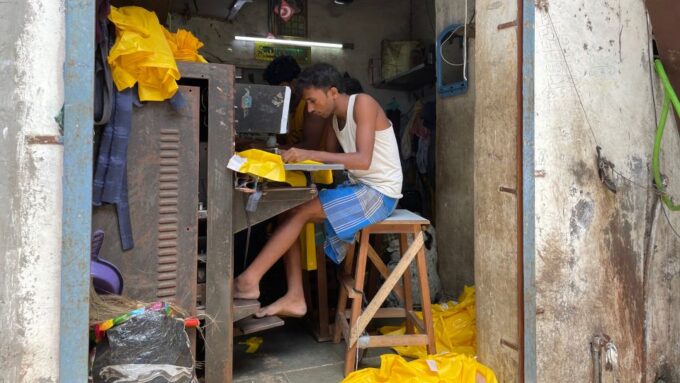 Slum Tour: Inside Dharavis Vibrant Community - Ethical Considerations for Slum Tourism