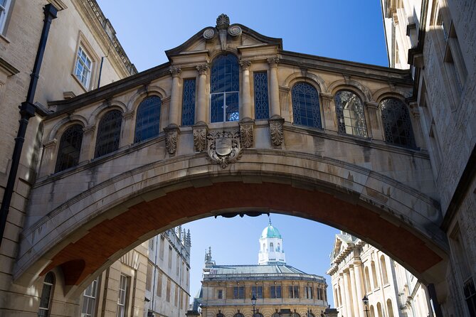 Small and Exclusive Oxford Highlights Tour - Accessibility and Mobility