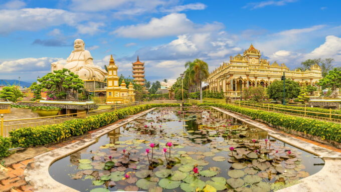 Small Group 10 People to Mekong Delta & Vinh Trang Pagoda - Village Exploration