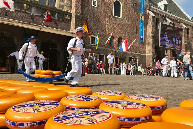 Small Group Alkmaar Cheese Market and City Tour *English* - Accessibility Features