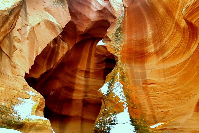 Small-Group Antelope Canyon and Horseshoe Bend Tour From Flagstaff - Guided Hike in Antelope Canyon