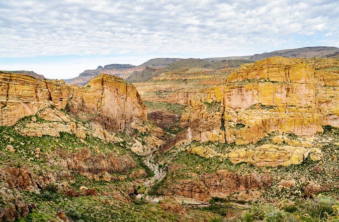 Small Group Apache Trail Day Tour With Dolly Steamboat From Phoenix - Small-Group Experience