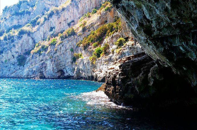 Small Group Boat Tour to Capri With Aperitif - Additional Details