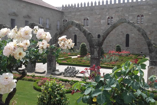 Small-Group Braga Food Tour With A Local Guide - Meeting Point and Pickup