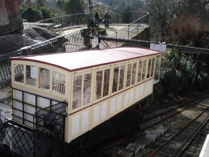Small-Group Braga Half-Day Tour With Bom Jesus - Meeting Point and Duration