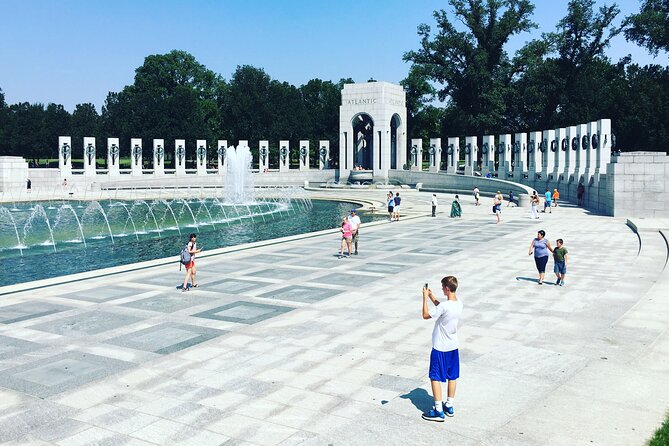 Small-Group Cherry Blossoms and Monuments Walking Tour - Outdoor Nature of Tour