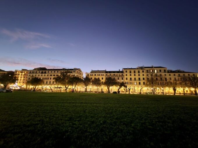 Small Group: Corfu Evening Walking Tour With a Glass of Wine - Meeting Point