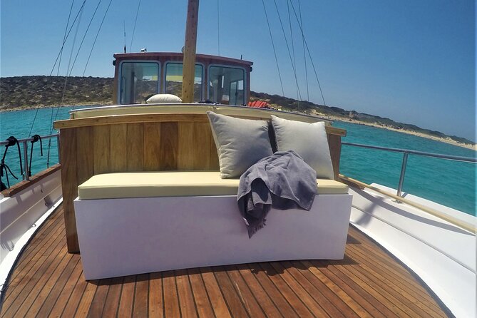 Small Group Cruise Around Antiparos & Despotiko With Lunch - Pickup and Meeting Details