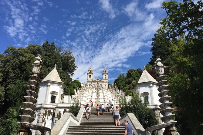 Small Group Day Trip to Braga and Guimarães With Lunch Included - Group Size and Accessibility