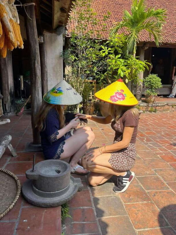 Small Group Discover the Best of Duong Lam Ancient Village - Inclusions