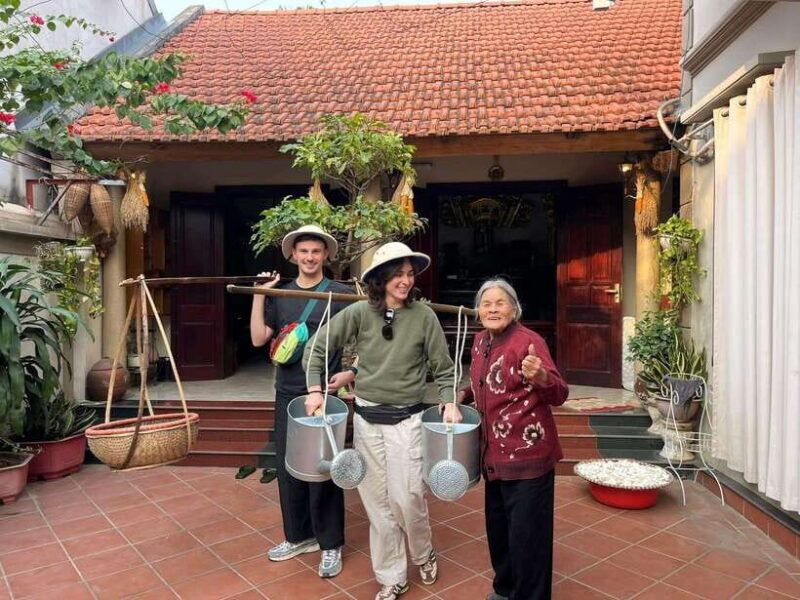 Small Group Discover the Best of Duong Lam Ancient Village - Explore Ancient Houses, Churches, and Temples