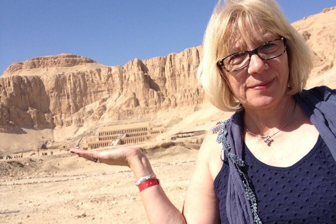 Small Group Excursion to Luxor Valley of the Kings From Hurghada - Transfer Surcharges