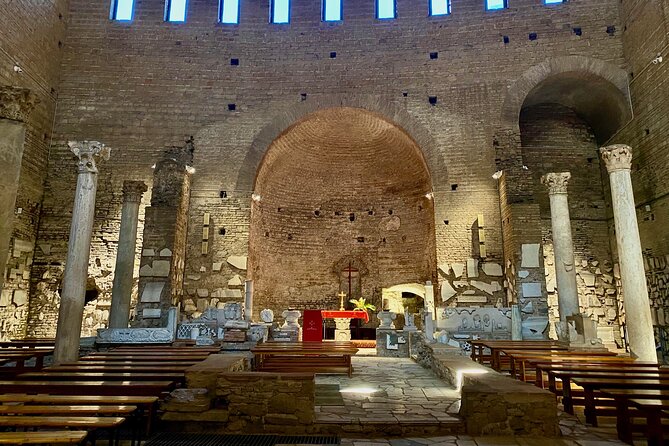Small Group Express Tour of Roman Catacombs With Transfer - Tour Experience Highlights