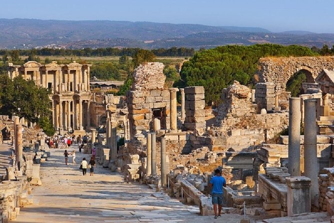 Small-Group Full Day Pergamum and Asklepion Tour From Izmir - Remnants of Asklepion