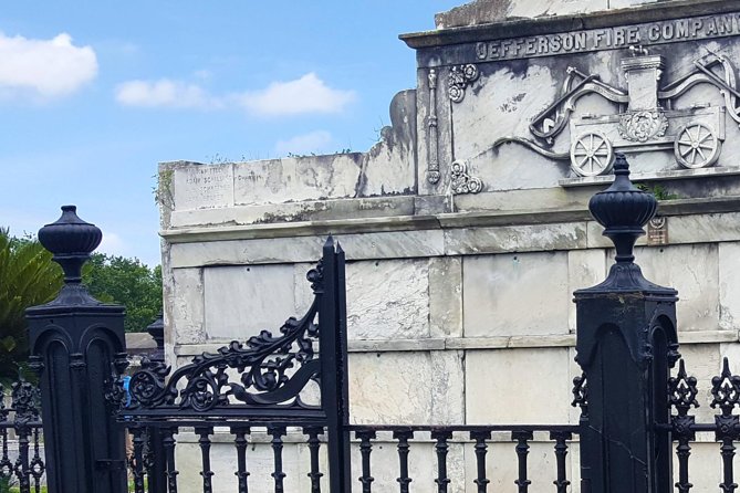 Small-Group Glamorous Garden District Tour - Tour Details