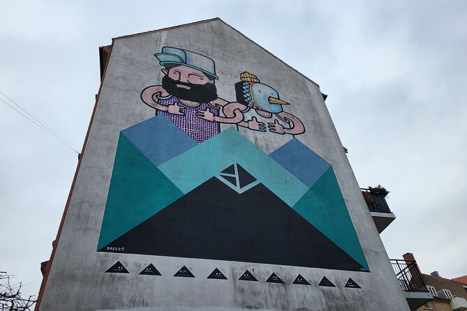 Small Group Guided Food Tour and Street Art Visit to Norrebro - Guides Expertise and Friendliness
