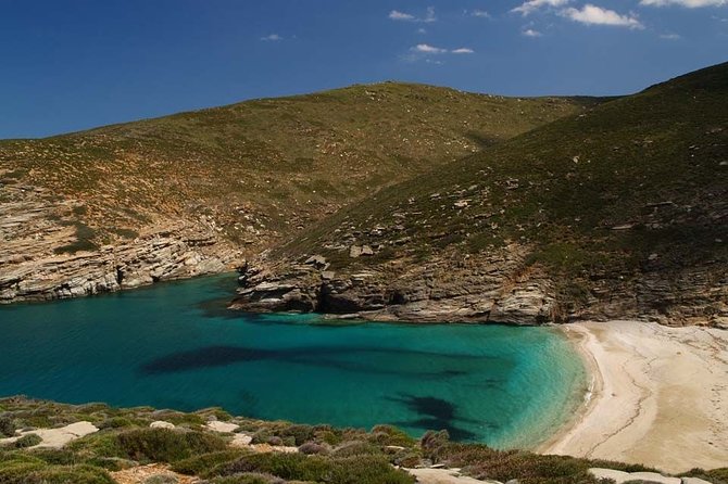 Small-Group Guided Hiking Tour in Andros With Picnic on the Beach - Positive Traveler Reviews