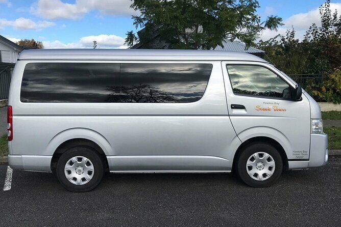 Small Group - Half-Day Hawke's Bay Winery Tour - The International Recognized Wineries