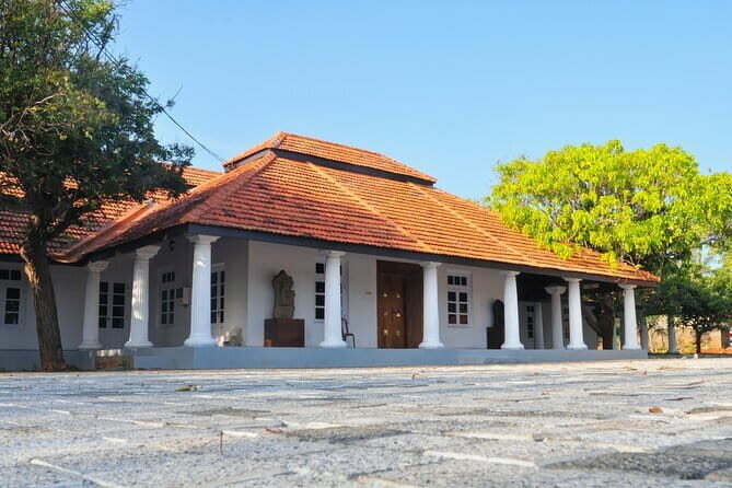 Small Group Hambantota City Tour - The Sum Up