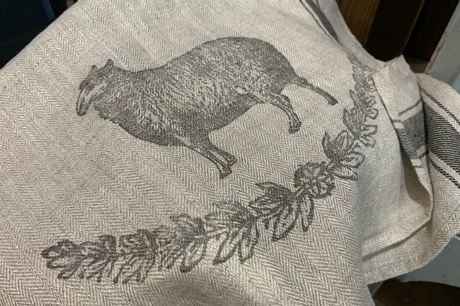Small-Group Handmade Vintage Workshop Near Waco - Tea Towels - Key Points