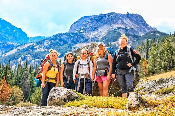 Small Group Hiking Around The Pinecrest Lake Trail - Meeting and End Points