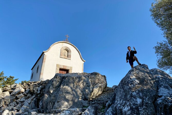 Small Group Hiking From Salakos to Profitis Ilias - Key Points
