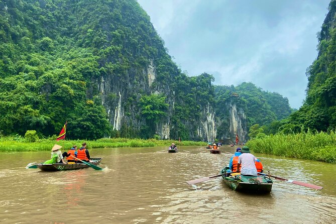 Small-Group Hoa Lu - Tam Coc Tour Review - Suitability and Accessibility