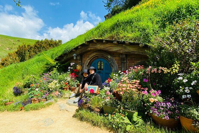 Small Group Hobbiton Movie Set from Tauranga - Authentic Experiences and Genuine Value