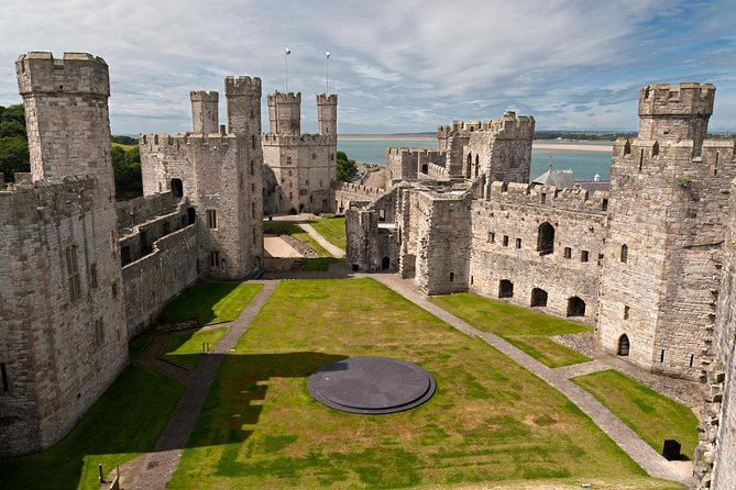 Small Group Holyhead Shore Excursion in Caernarfon Castle - Meeting and Pickup