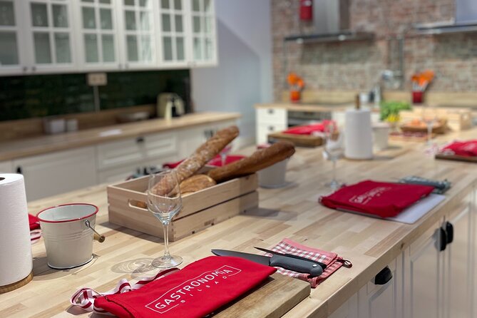 Small-Group Immersive Basque Cooking Class in Bilbao With Open Bar - Good To Know