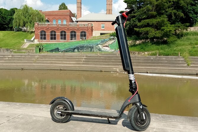 Small-Group Interactive E-Scooter MORNING Tour in Buffalo Bayou Park - Key Points