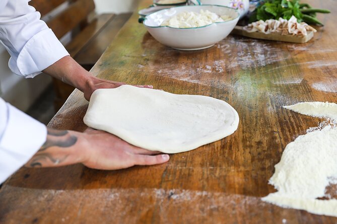 Small Group Ischia Pizza Making With Drink Included - Dessert and Local Flavors
