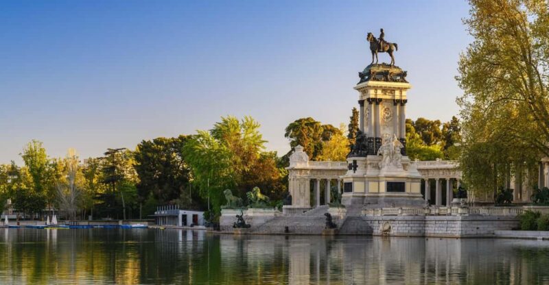 Small Group Madrid Bike Tour With Churros and Chocolate - Key Points