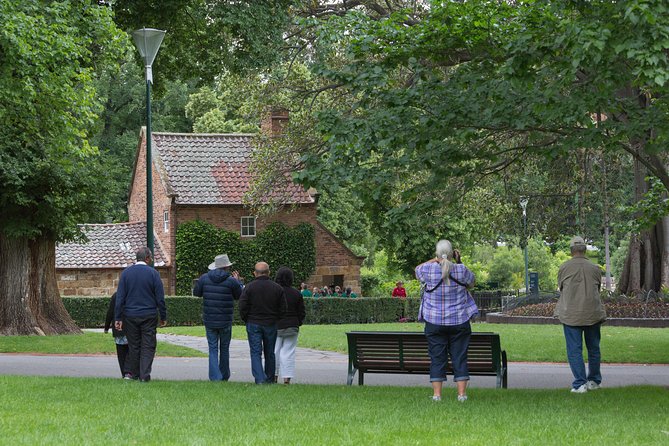 Small-Group Melbourne Sightseeing Tour With Beach Boxes - Reviews