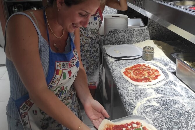 Small Group Naples Pizza Making Class With Drink Included - Meeting and Pickup Logistics