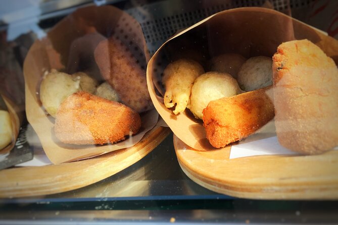 Small Group Naples Street Food Tour Guided by a Foodie - Cancellation Policy