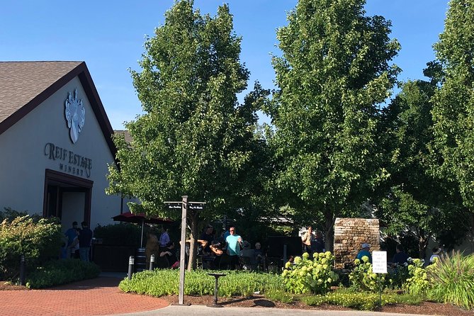Small-Group Niagara Falls Day Tour From Toronto With Boat and Lunch Options - Table Rock Welcome Centre