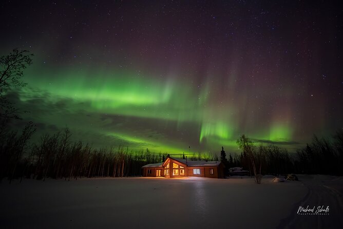Small Group Northern Lights Lodge Tours From Fairbanks Solo Traveler - Mobile Aurora Viewing Option
