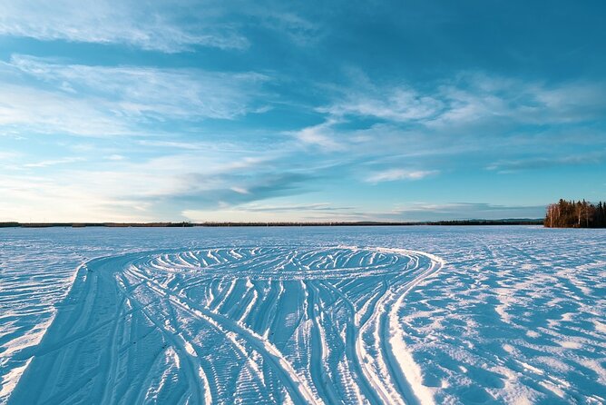 Small Group Northern Lights Tours In Interior Alaska From Fairbanks - Group Size and Accessibility