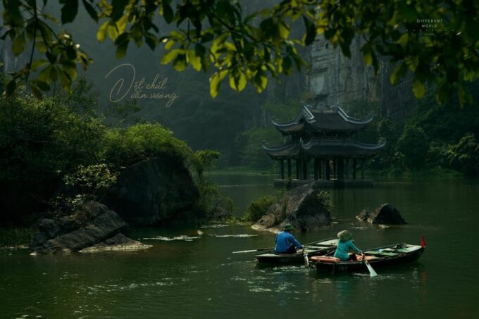 Small Group of 9 Guided Tour: Trang An, Mua Cave, Bich Dong - Pickup and Transfer