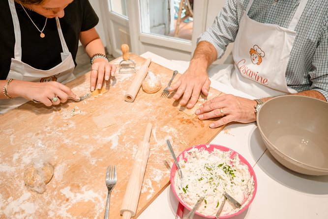 Small Group Pasta and Tiramisu Class in Palermo - Class Capacity and Exclusivity