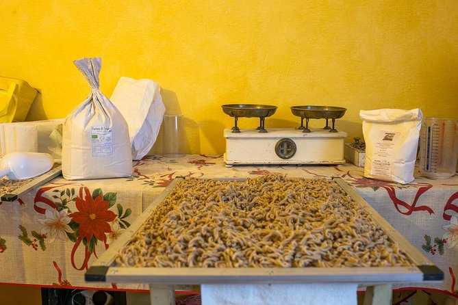 Small Group Pasta and Tiramisu Class With Mamma in Trieste - Tiramisu Preparation Insights