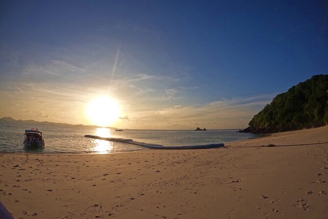 Small Group Phi Phi Islands Sunrise Tour With Seaview Lunch - Booking Information