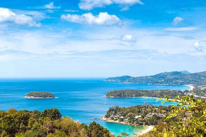 Small Group Phuket Sightseeing and City Tour - Cultural Immersion at Temples