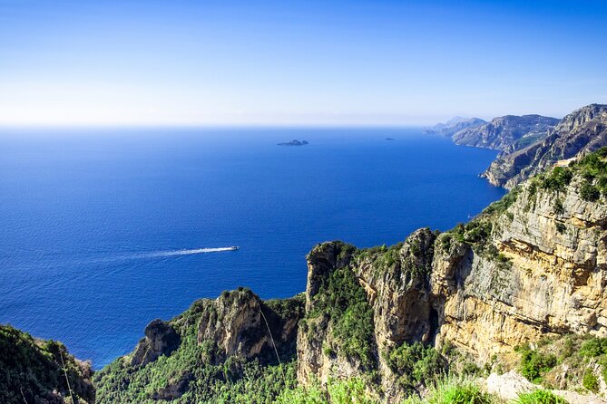 Small Group Pompeii Positano & Amalfi With Boat Ride From Rome - Shared Boat Ride Experience