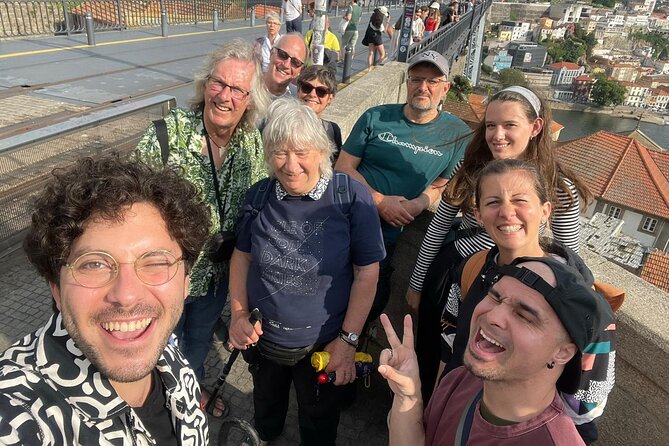 Small-group Portos Roots Walking Tour - Meeting and End Points