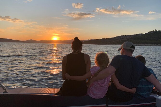 Small Group Powerboat Sunset Cruise - Meeting Point and Boat Details