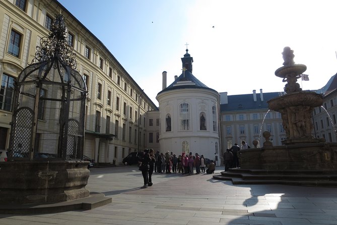 Small-Group Prague Castle and Interiors Walking Tour - Customer Feedback