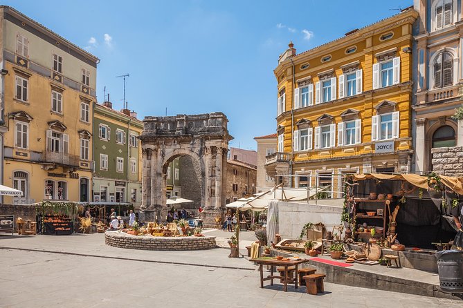 Small-Group Pula Sunset Walking Tour With Local Dessert - Tour Reviews and Ratings
