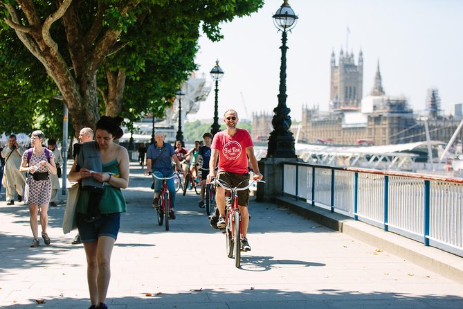 Small-Group River Thames Bike Tour - Historical Landmarks Along the Way